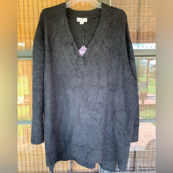 Ava & Viv Fuzzy Black V-Neck Tunic Pullover Sweater Size 1X NWT Enviro Friendly - Picture 1 of 10